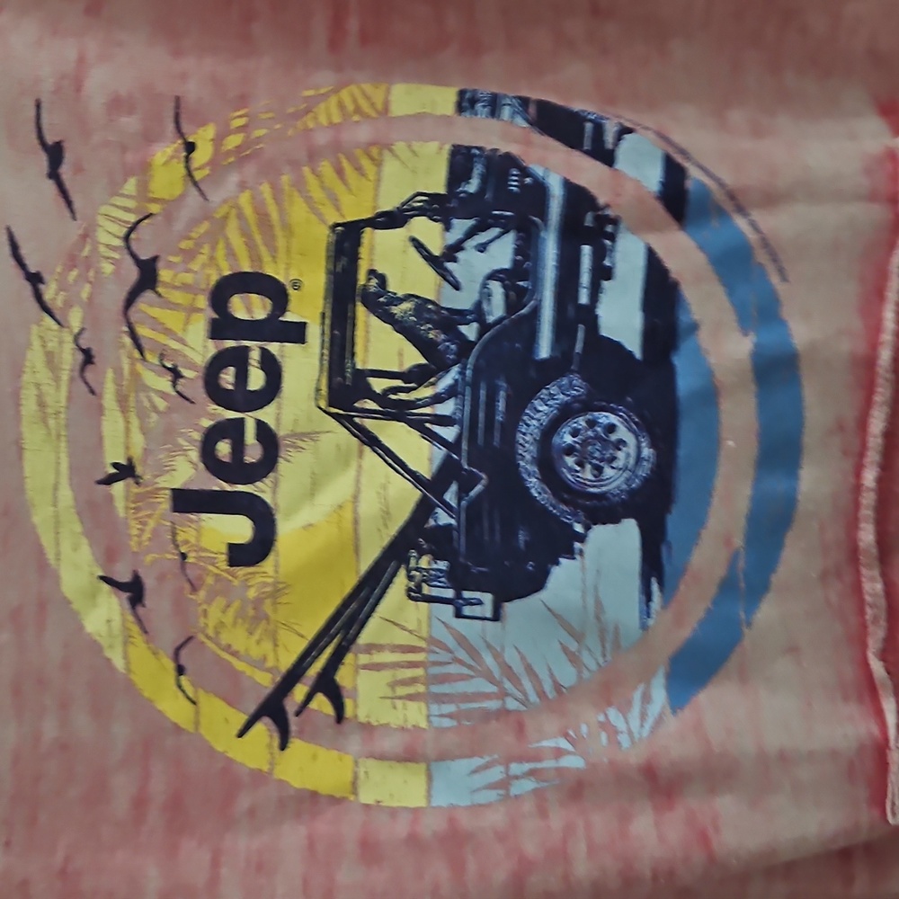 Smalp Womens Pink Hoodie with Jeep Graphic‎ - Picture 2 of 3
